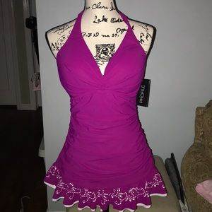 NWT Profile by Gottex halterswimdress. Magenta 16